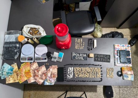 Ação conjunta fecha “bocas de fumo” que funcionavam em condomínio e 4 pessoas são presas