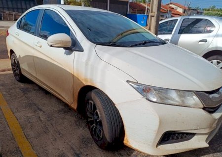 Mulher compra carro pelo Facebook e acaba detida em rodovia de Dourados