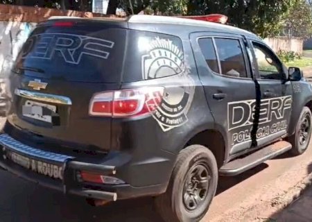 Mulher condenada por roubos a pedestres é presa