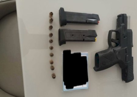 Polícia apreende armas de homem que ameaçava colega de trabalho que recusou namoro
