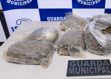 Homem é preso com mais de 2 kg de maconha e skunk no Bairro Canaã 1