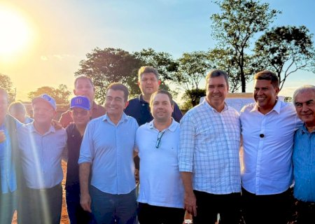 Com 10 milhões em emendas Rodolfo Nogueira da pontapé inicial no asfalto do Jardim Pelicano em Dourados