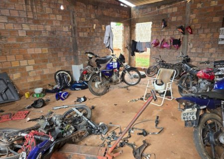 Adolescentes são apreendidos por furto de motocicleta do pátio do Detran