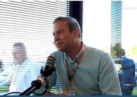 Prefeito Tiago Carbonaro destaca avanços de Itaporã durante agenda com governador em Dourados