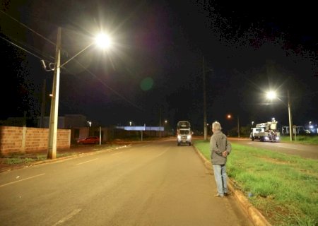 Prefeitura avança com nova iluminação de LED e moradores comemoram “noite que virou dia”
