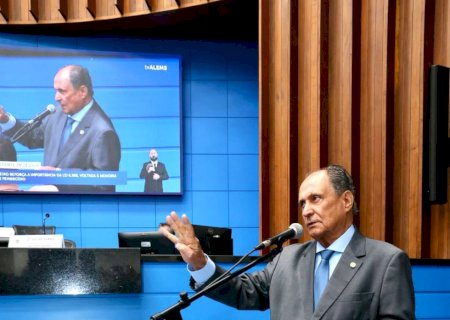 Tacuru: Zé Teixeira intercede por investimentos em esporte e trânsito