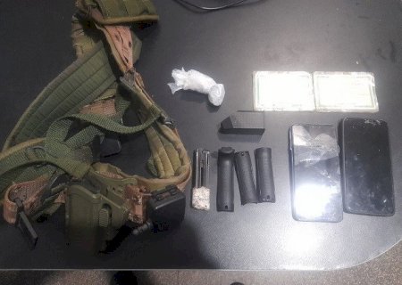 Ação conjunta prende foragido com artefatos de arma de fogo na fronteira de MS