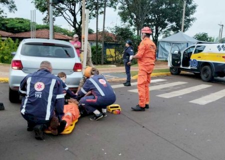 Motociclista fica em estado grave após colisão com carro no Jardim Flórida