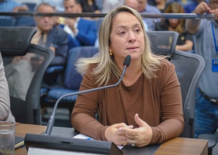 Lia Nogueira pede fiscalização para garantir inclusão nas escolas particulares de MS