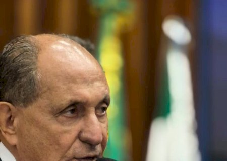 Zé Teixeira articula pavimentação em Dourados e mais saneamento em Laguna Carapã