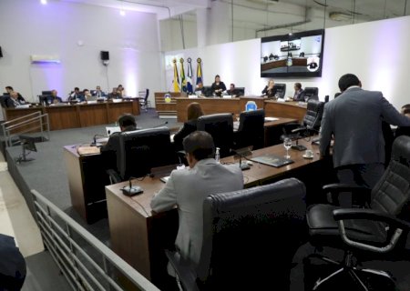 Câmara de Dourados realiza 20ª Sessão Ordinário do ano