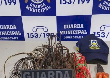 Homem é preso após furtar fios de residência desocupada em Dourados