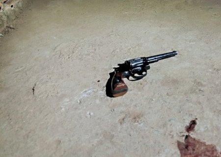 Operação termina com morte de homem armado e apreensão de drogas em Ladário