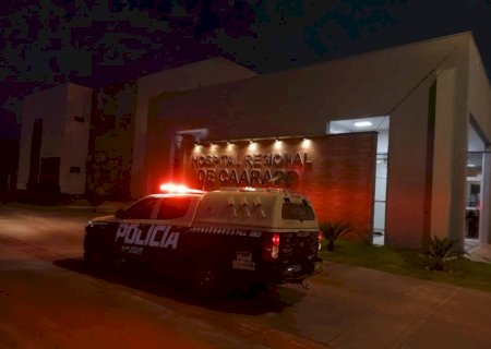 Casal é alvo de disparos em bar e adolescente apontado como autor