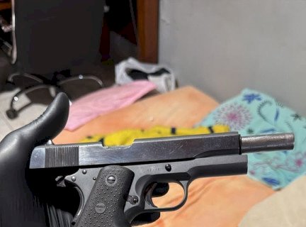 Operação encontra pessoa em cárcere privado e apreende armas durante investigação