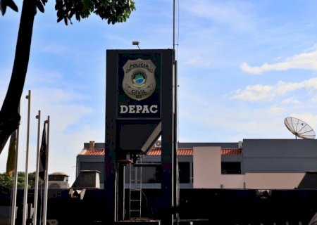Imóvel em disputa judicial é invadido e vira ponto de consumo de drogas no Jardim América