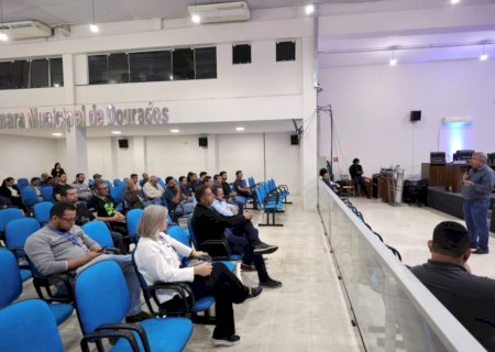 Prefeitura promove encontro orientativo com empresas para reforçar segurança e combater fios irregulares