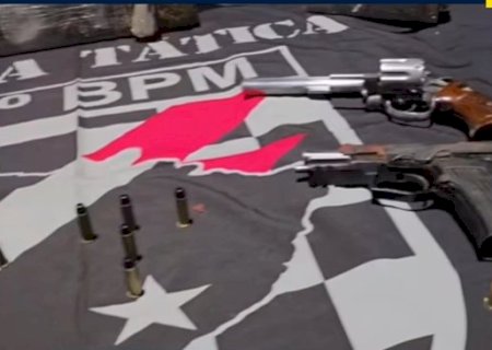 Polícia interrompe sessão de 'tribunal do crime' e 2 são mortos durante confronto