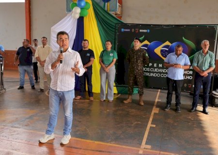 Prefeitura encerra Hora Cívica nas escolas e convida população para maior desfile da história
