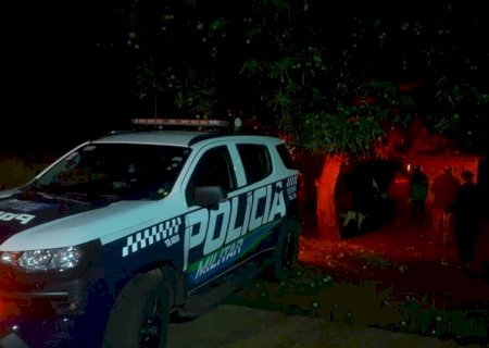 Mulher é executada e homem fica ferido durante ataque a tiros