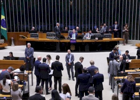 Câmara pode decidir nesta quinta sobre MP que zera taxa para compras de até 50 dólares