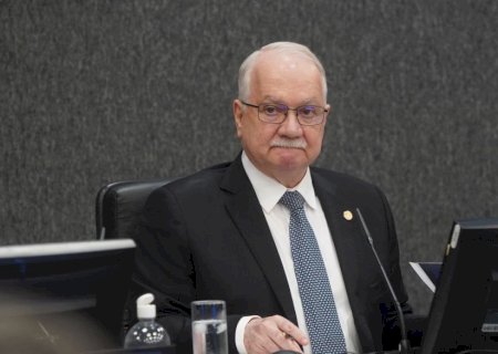 Fachin arquiva mais cinco investigações do Inquérito das Fake News